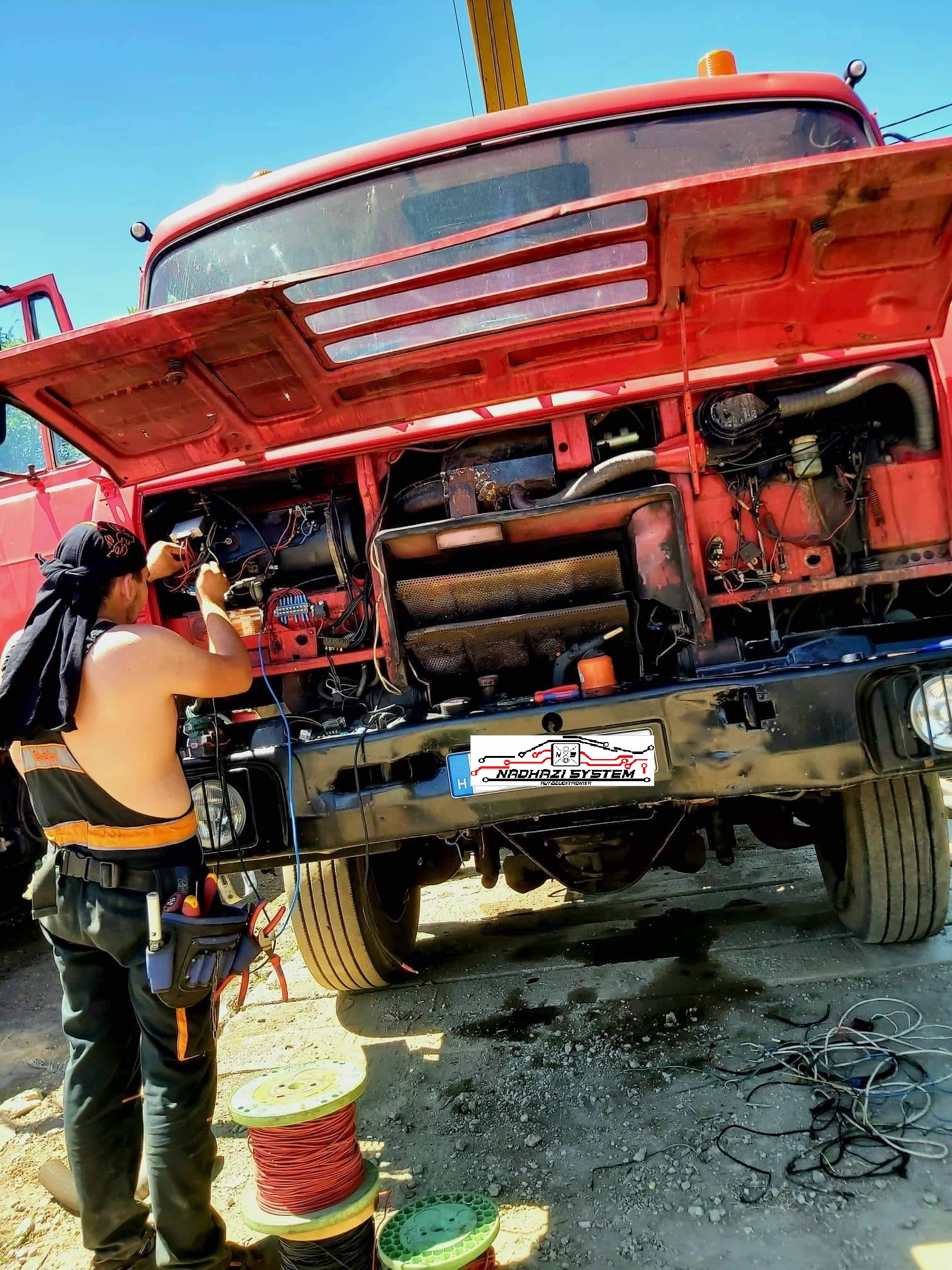 Nádházi System munkakép